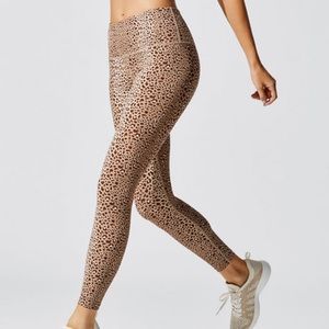 Varley leggings animal print size small